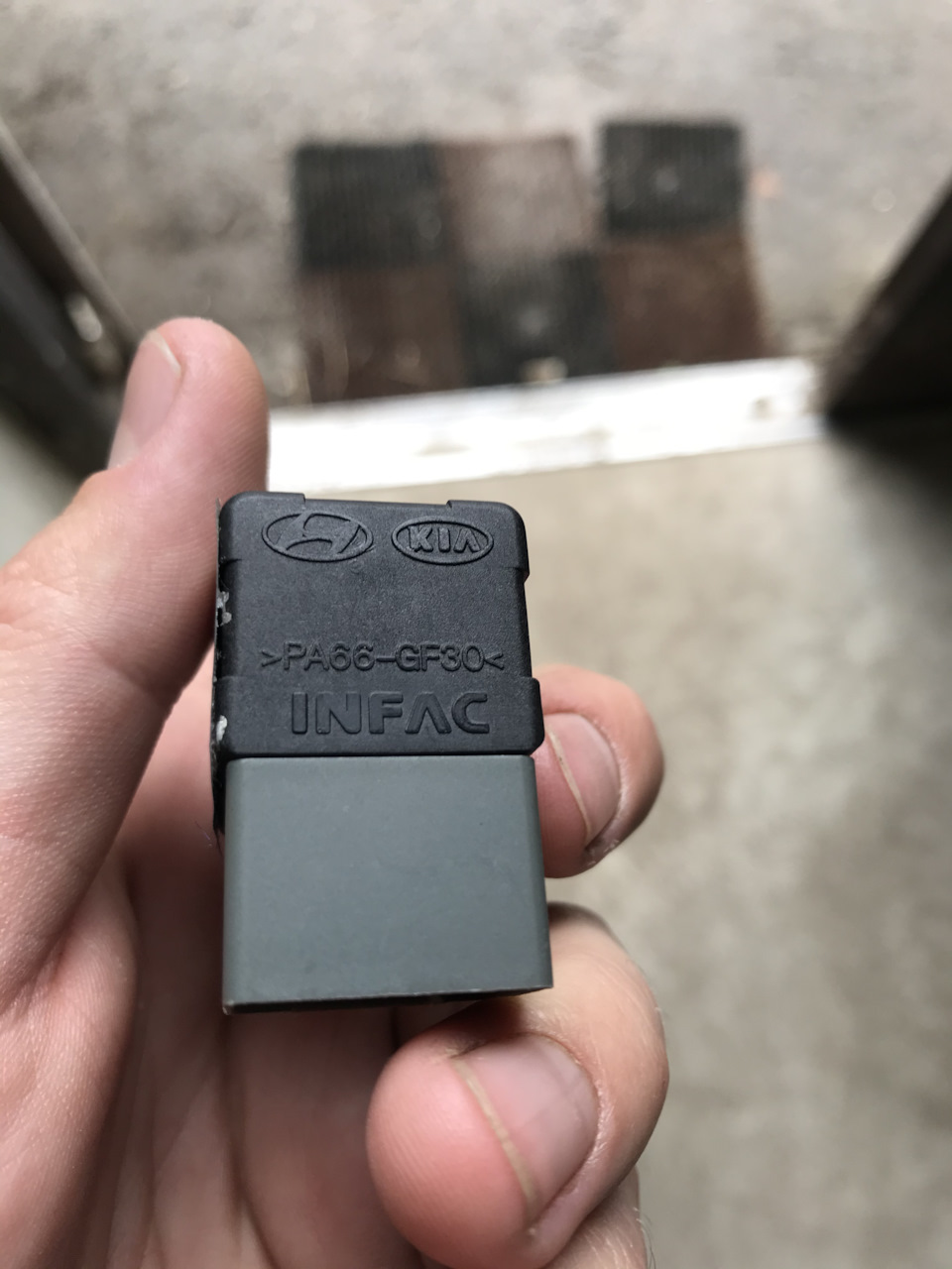 Кінцевик педалі сцеплення 2