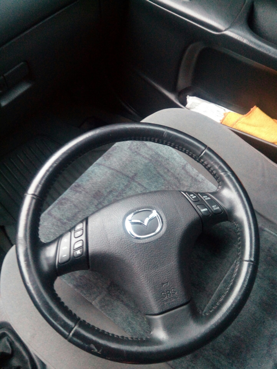 Руль від mazda 6 GG 1