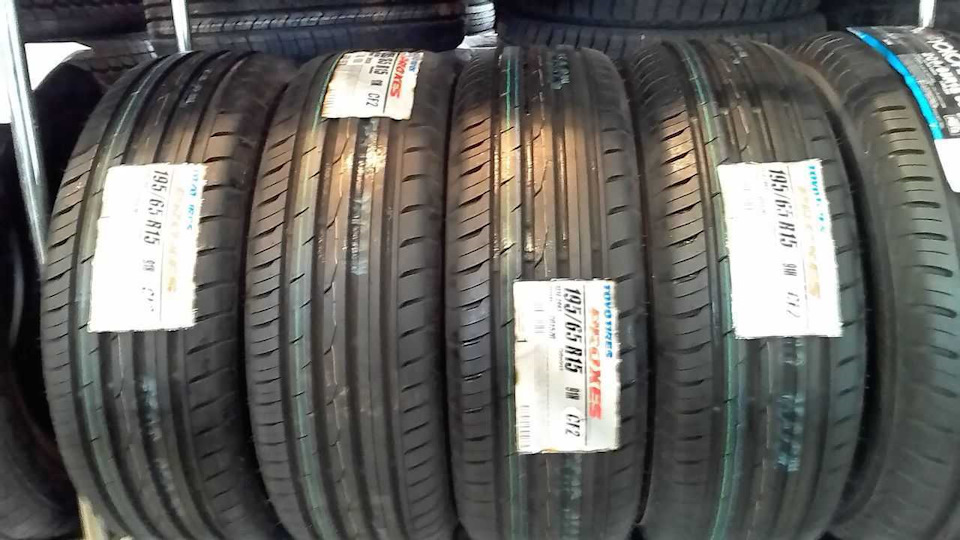195/65 R15 TOYO Proxes CF2 91H 2