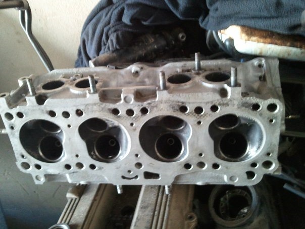 А ось вони-ГБЦ mazda 626 GC/GD 8v 3