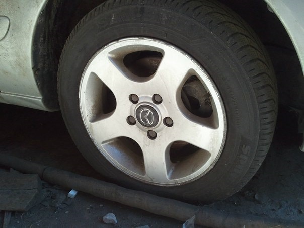 Оригінальні диски mazda r15 2