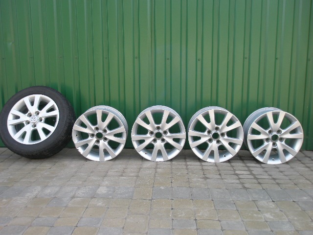 Поставив R16 від Mazda 3 рестаїл 1