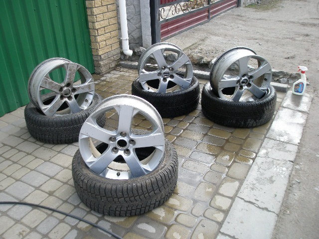 Тапки R17 від Mazda 5 1