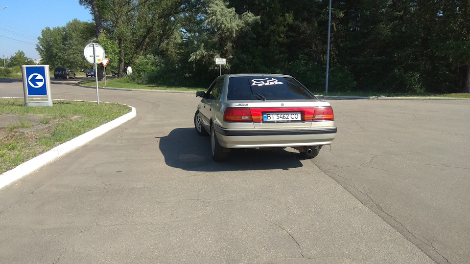 Mazda 626 gd 1