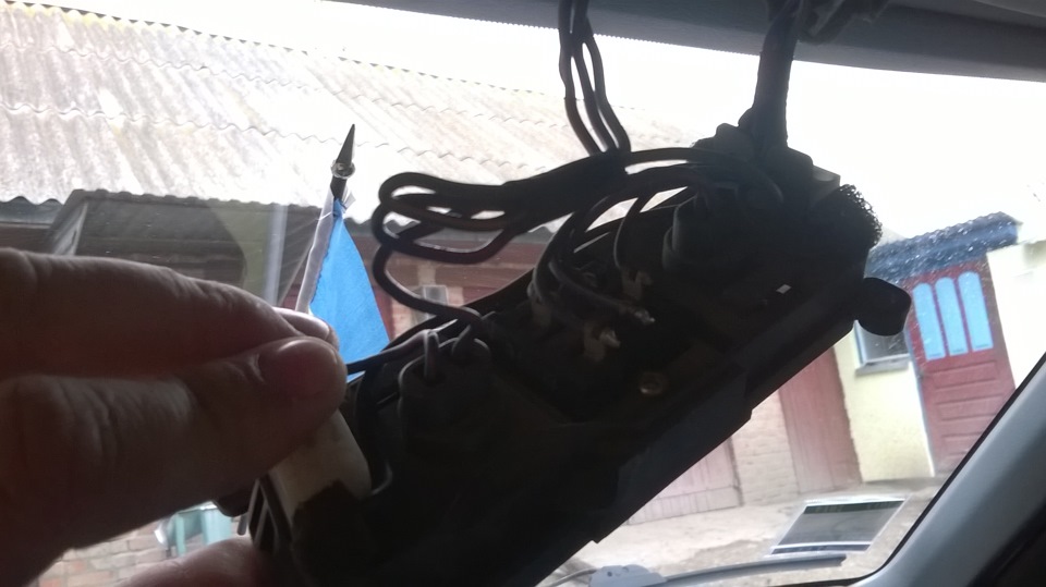 Салонне дзеркало заднього виду 4