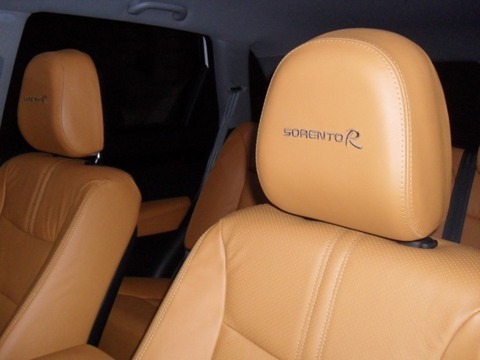 Kia Sorento 4