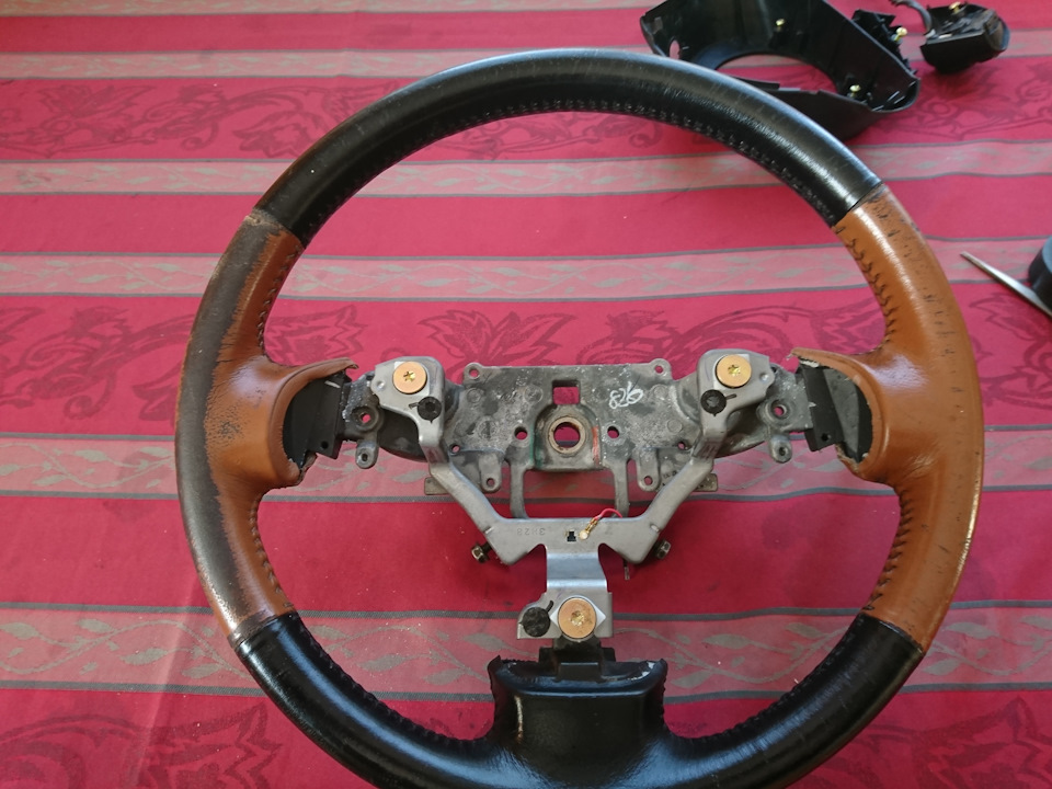 Руль mazda RX 8 1