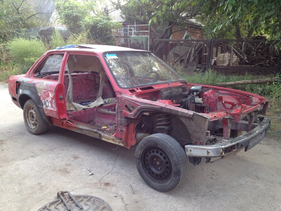 Новий проект BMW e30 купе… 3