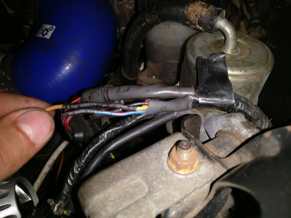 Встановлення індивідуальних котушок запалювання на FE3N Mazda 626 GD #3 5