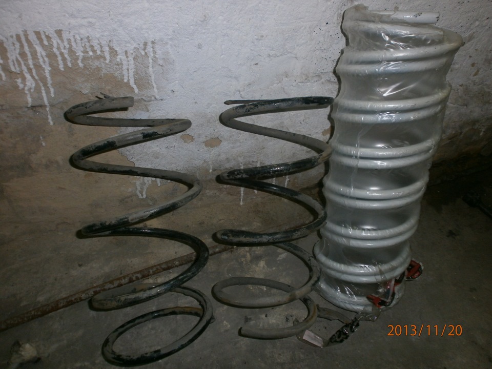 Пружини М2141, наперед 1