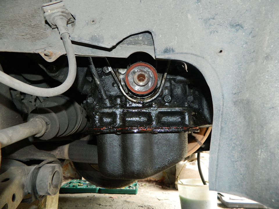 Заміна ГРМ. (ремінь, ролики, помпа, Клапан PCV) Mazda 626 GE 1.8 4