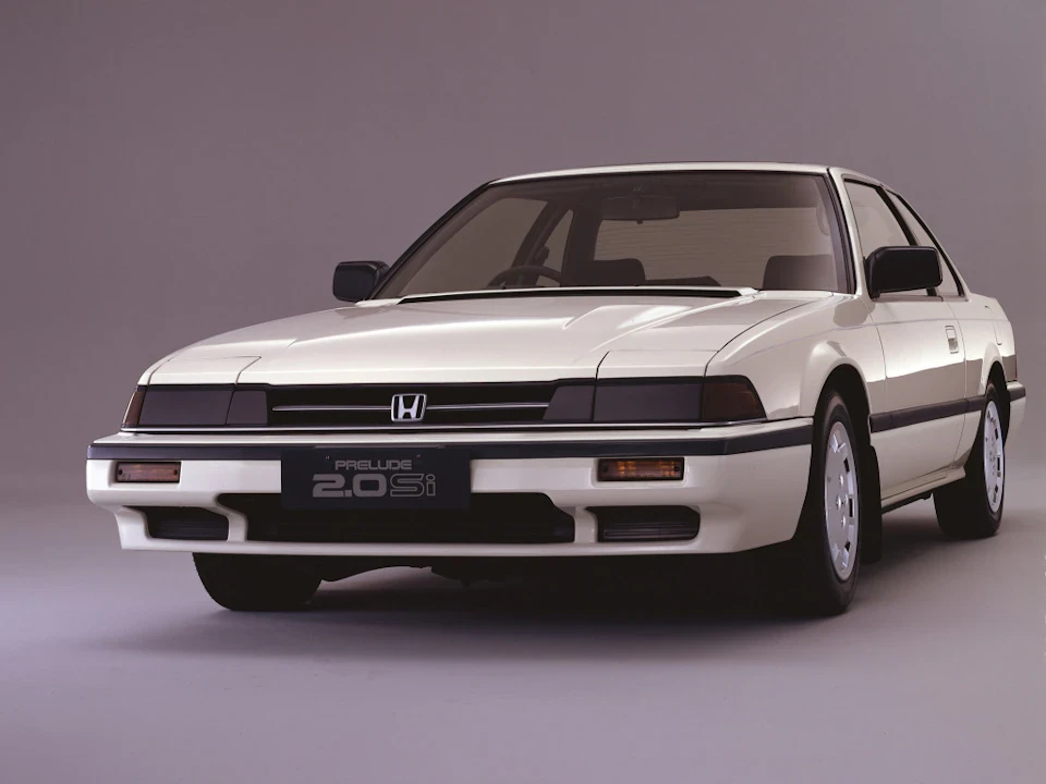 Mazda 626 проти Prelude