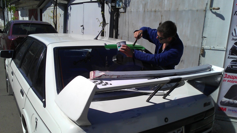 антикрило на ляду багажника. 3