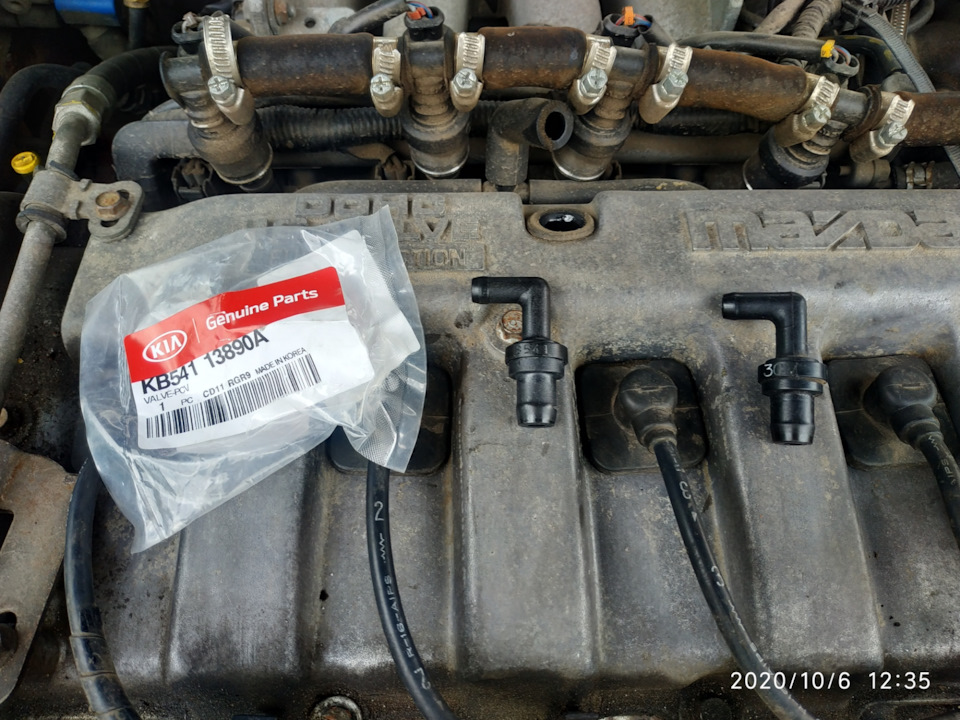 Заміна свічок запалювання та клапана PCV 4