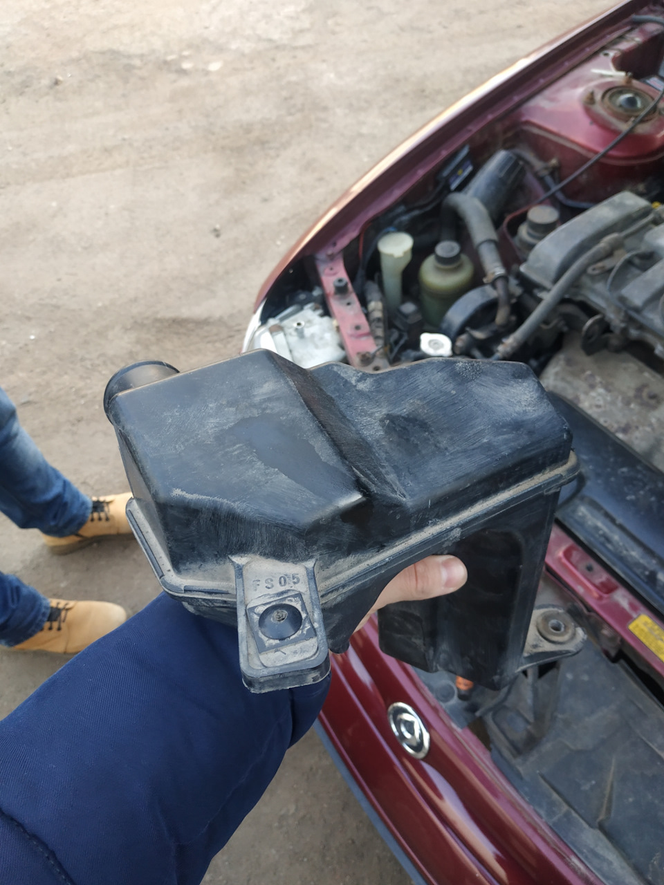 Заміна повітряного резонатора 4