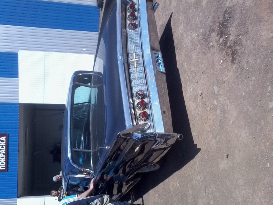 Lincoln Continental 4