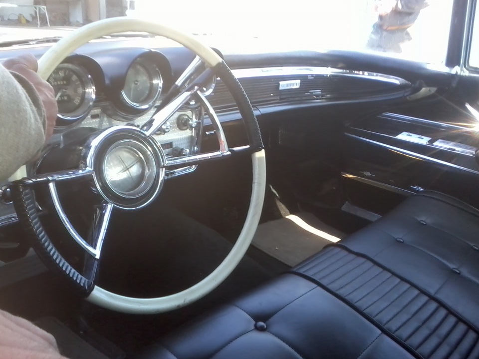 Lincoln Continental 3