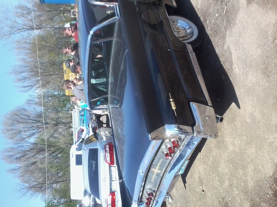 Lincoln Continental 2