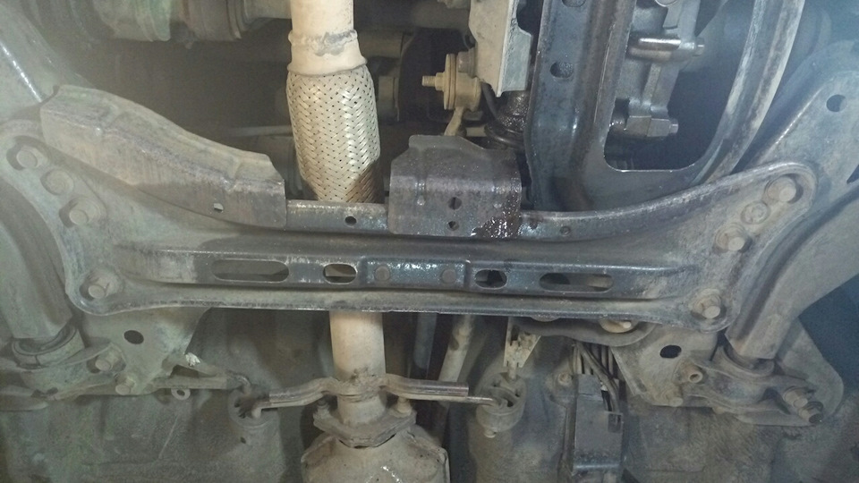 Заміна сальника на КПП Mazda 626 GE 1