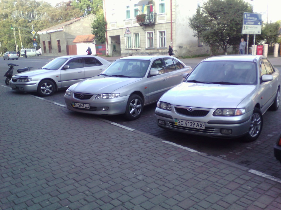 Випадкова зустріч MAZDA 1