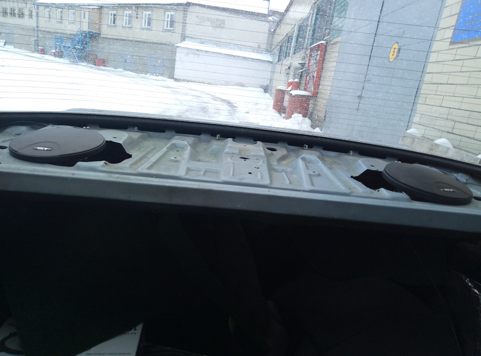 Задня поличка, або сам собі тато карло 1