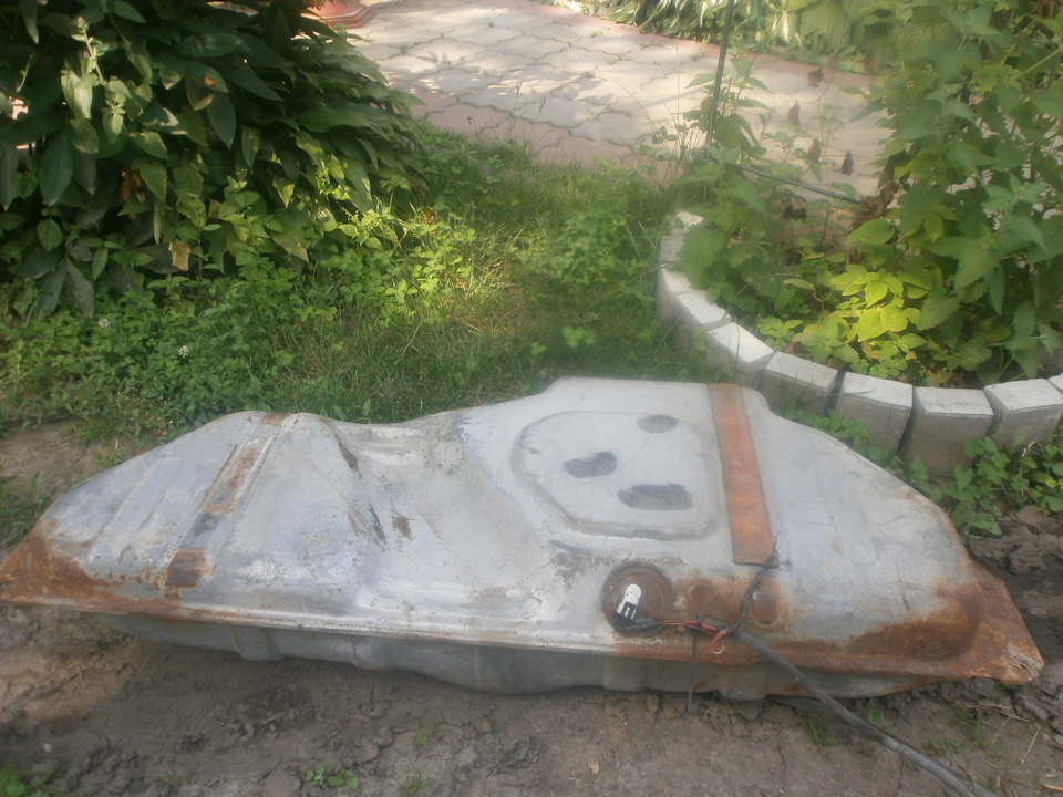 Допоможіть визначити бак 2