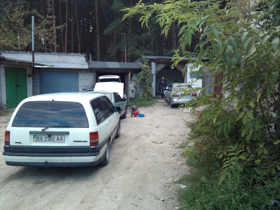 Гараж, вихідні в гаражі... 2