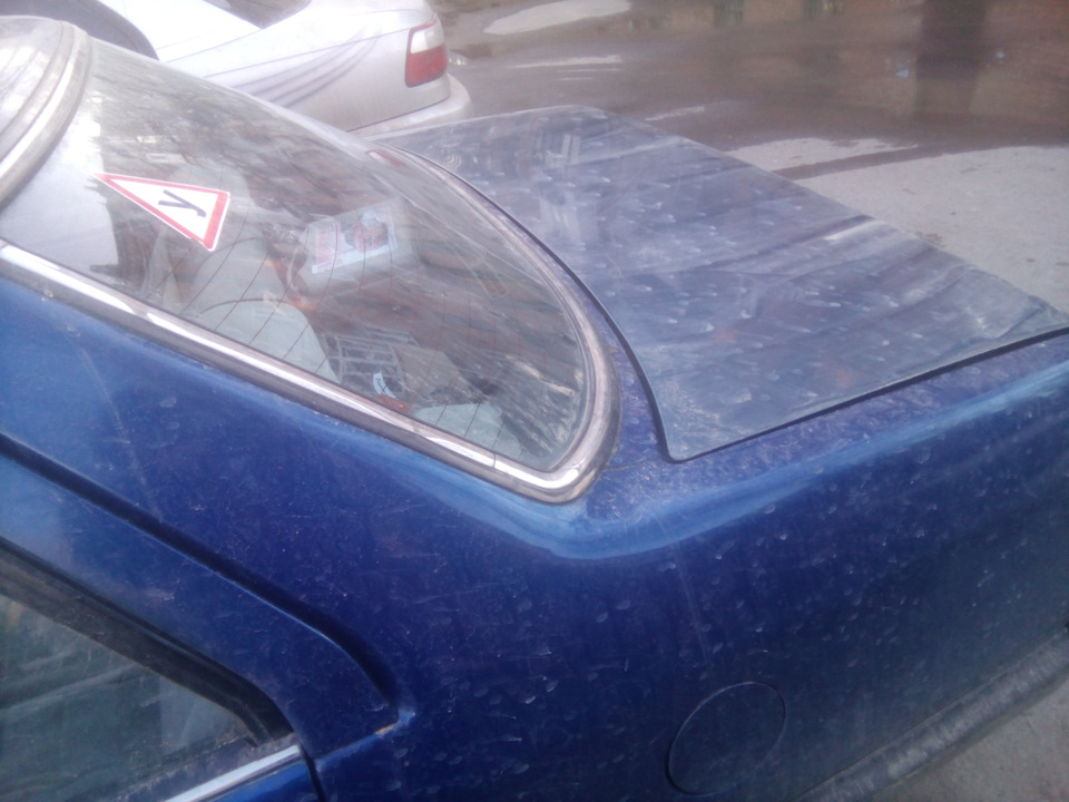 Бачок омивача та аварія хім. заводу. 2
