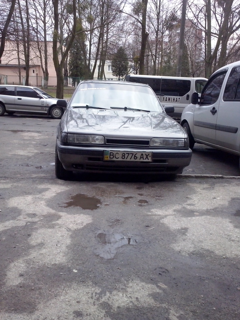 Передня решітка радіатора 1