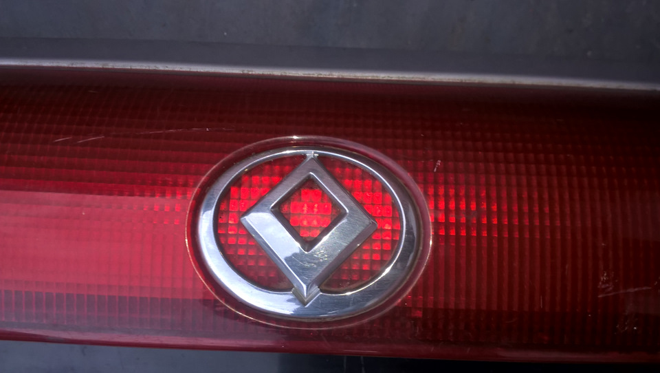 Шукаю значок на маску 1991р, а також шильдик Mazda на кришку багажника. 1