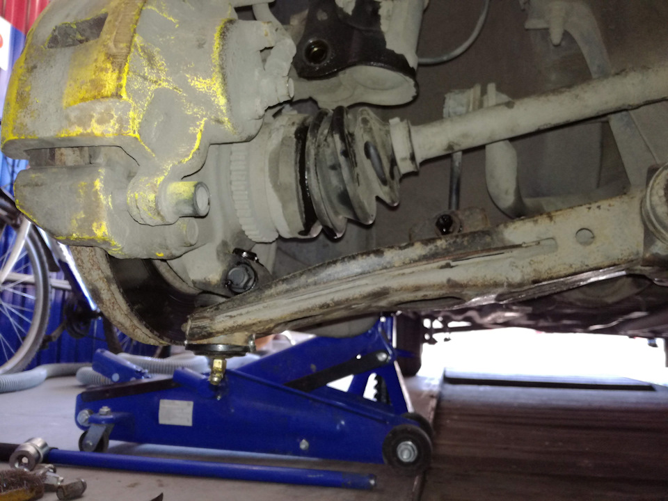 Пильовик шрусу GKN-Spidan і сальника коробки Hyundai/Kia 3