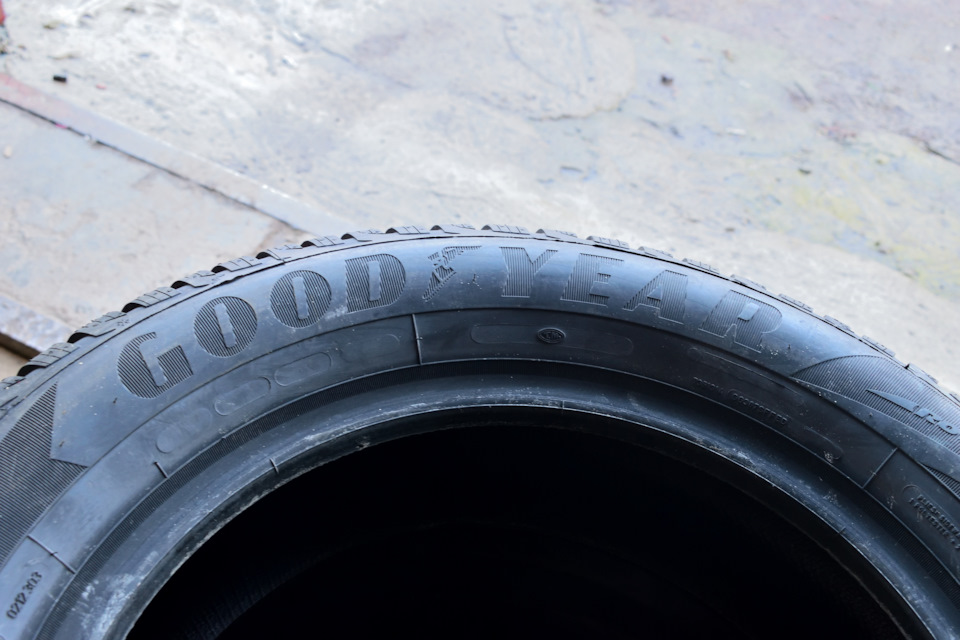Goodyear Ultra Grip 8 3