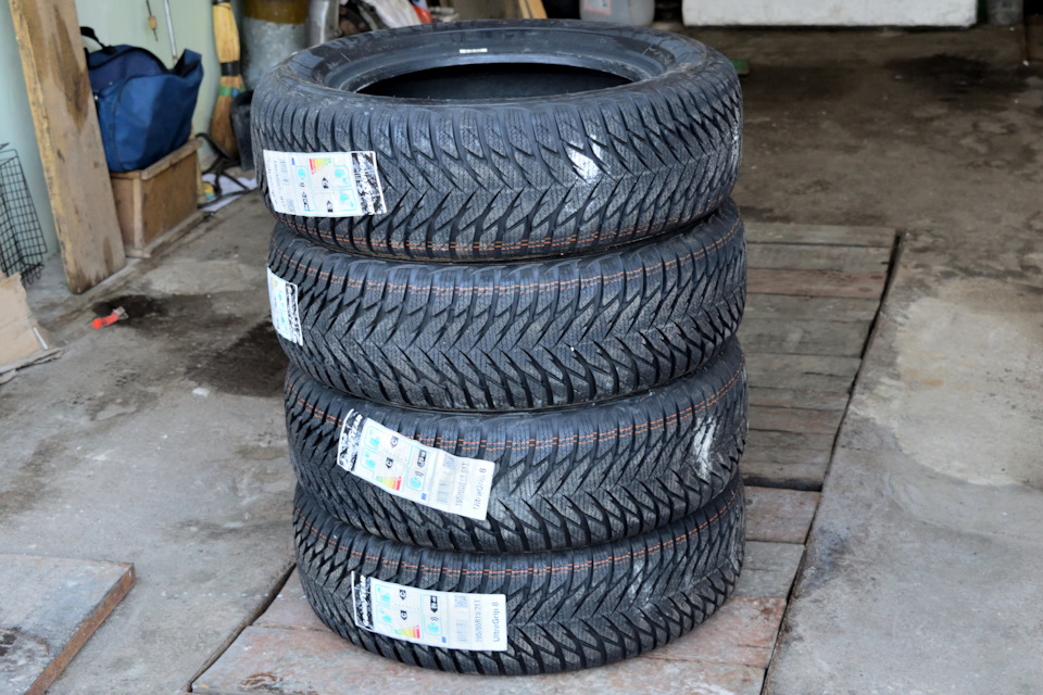 Goodyear Ultra Grip 8 2