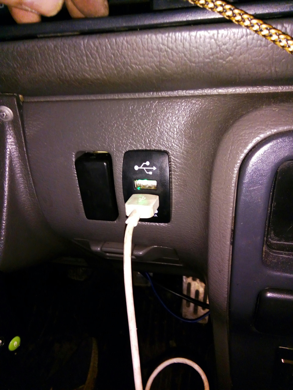 розетка для usb. 1