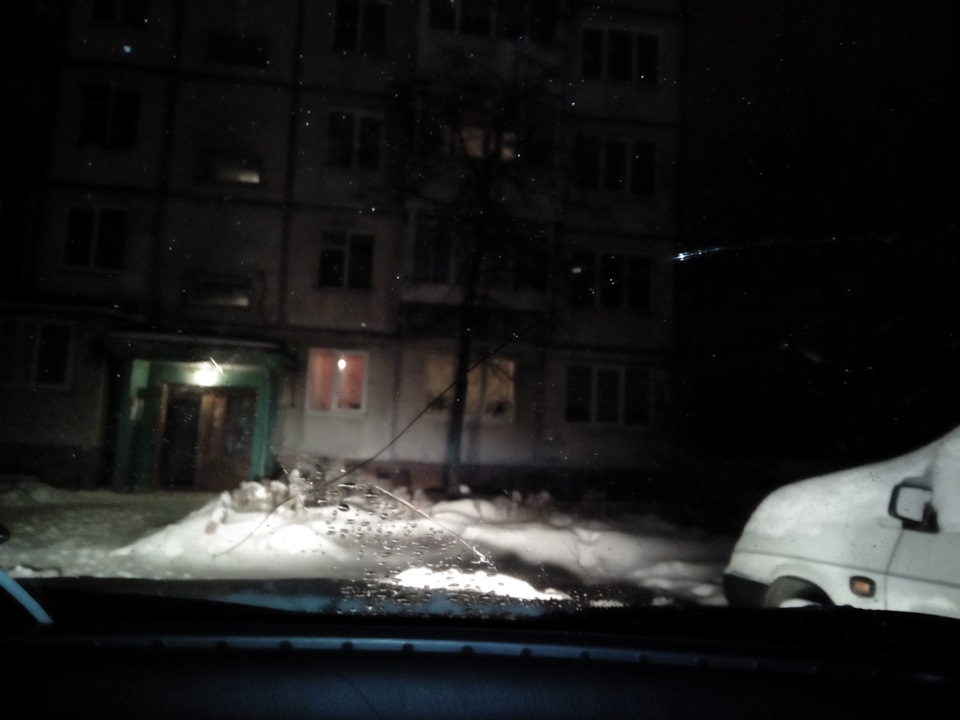Ллопнуло скло лобове. 1
