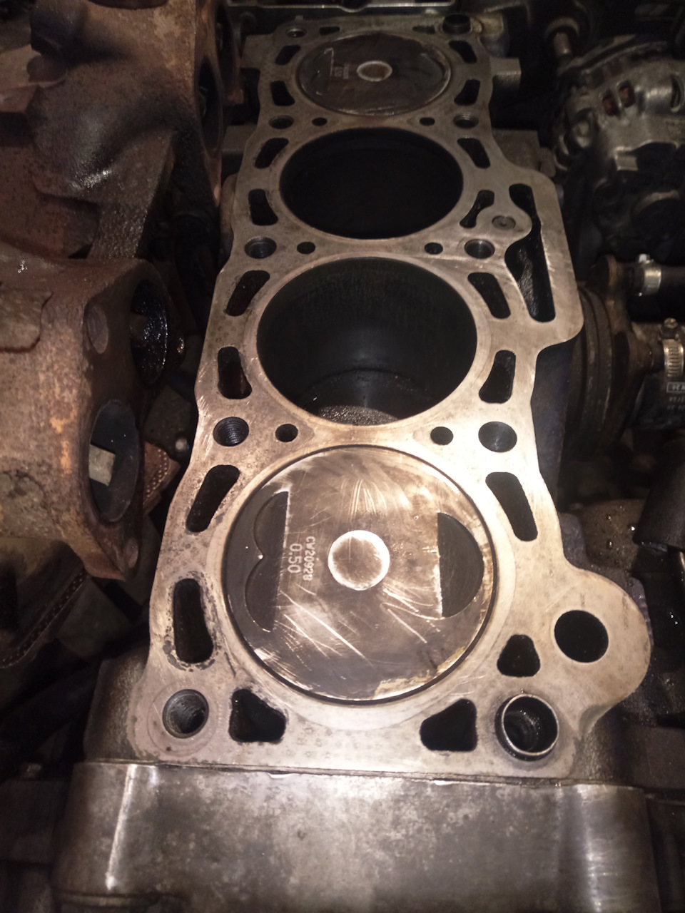 Поршня -12Valve, А голова - 8Valve? 2