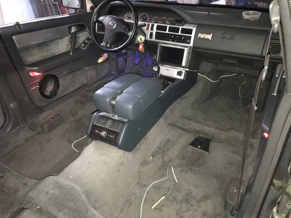 Custom стійка 3