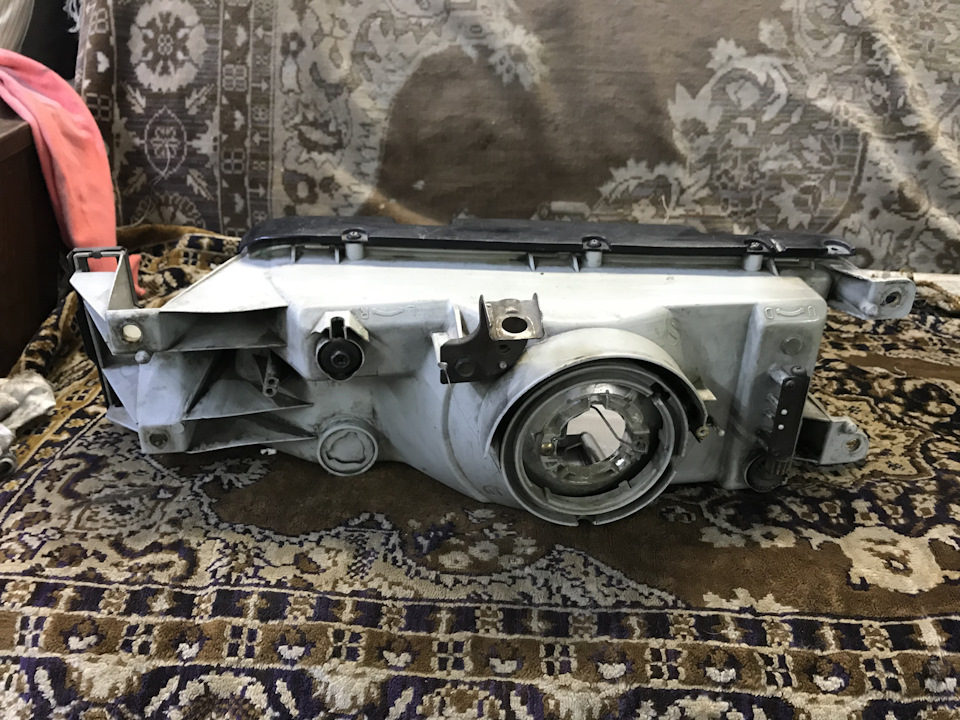Продам фари 5