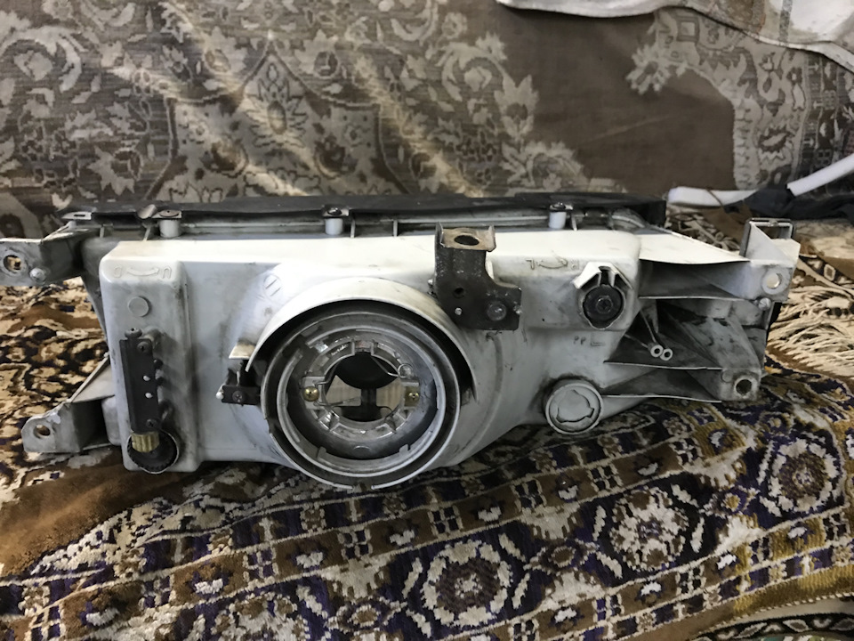 Продам фари 4