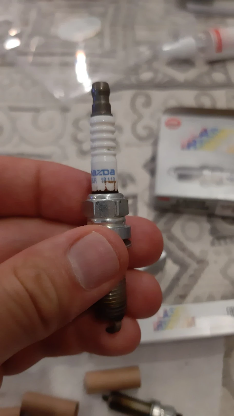 NGK ILKAR7L11 через 10 тис. км!