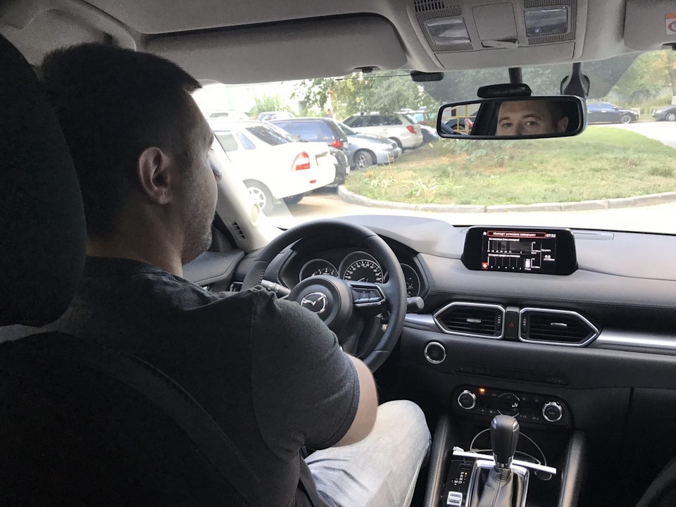 Ford Focus 3 проти Mazda CX-5 1