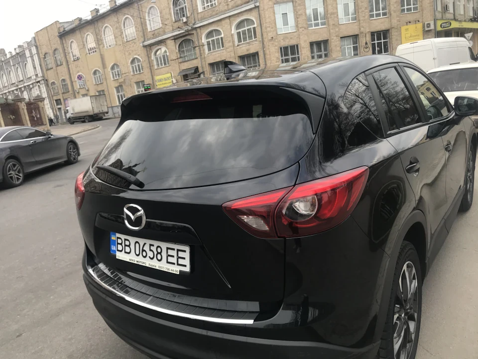 Пофарбували багажник