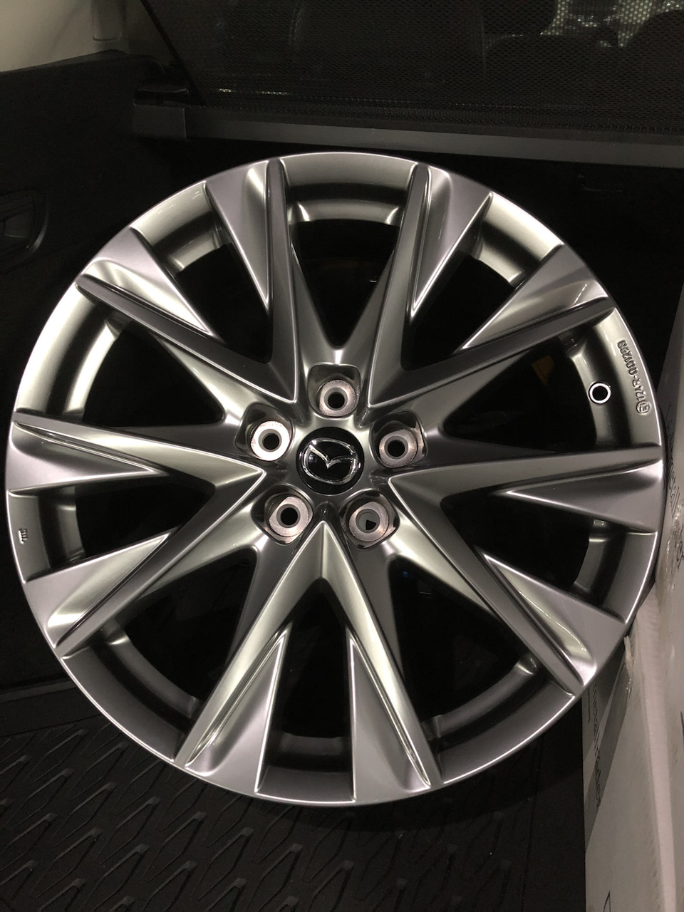 Оригінальні диски Mazda KB8PV3810 та датчики тиску в шинах BB0237140 3