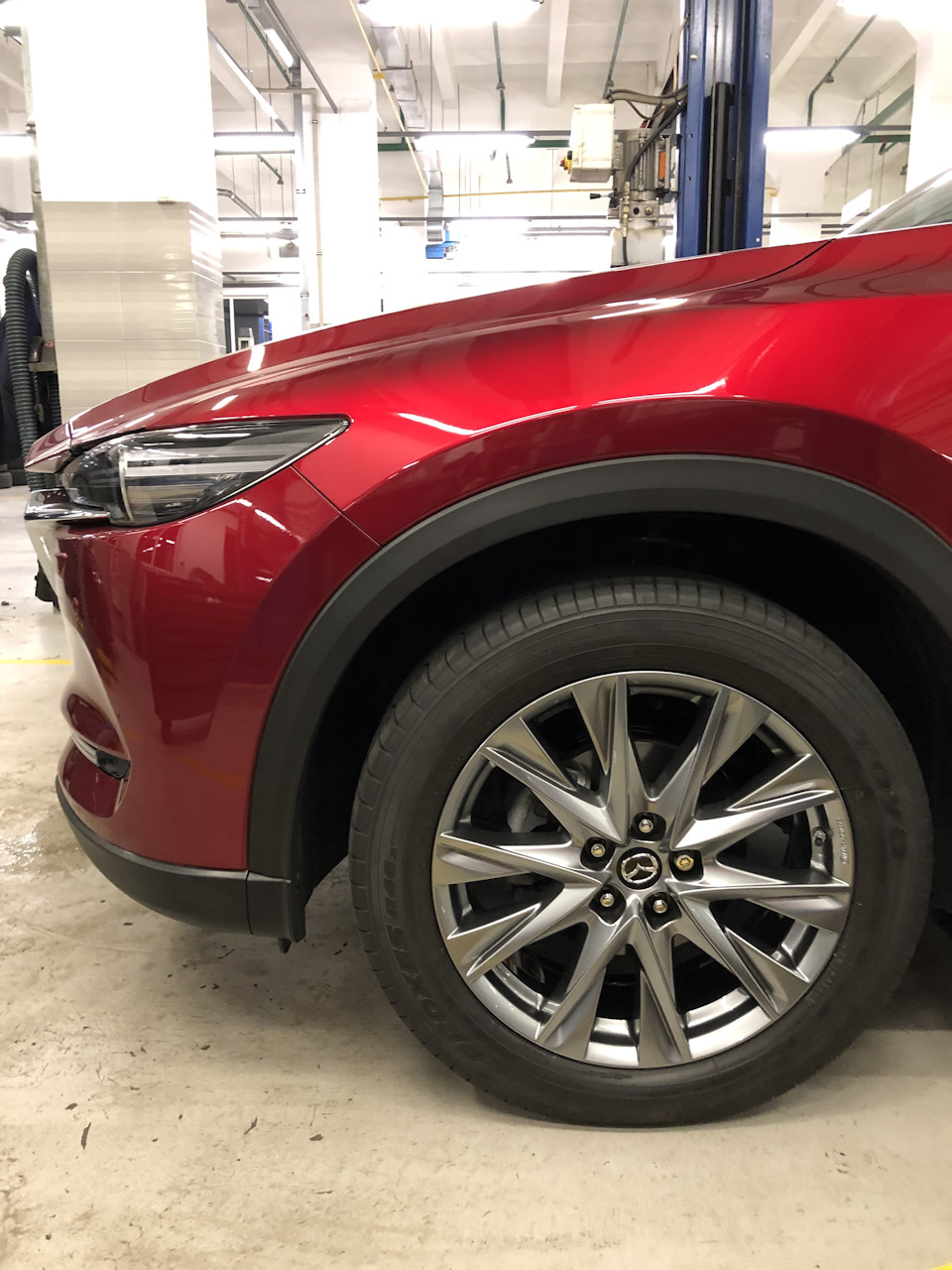 Перевзуття на 19' диски Mazda KB8PV3810 4