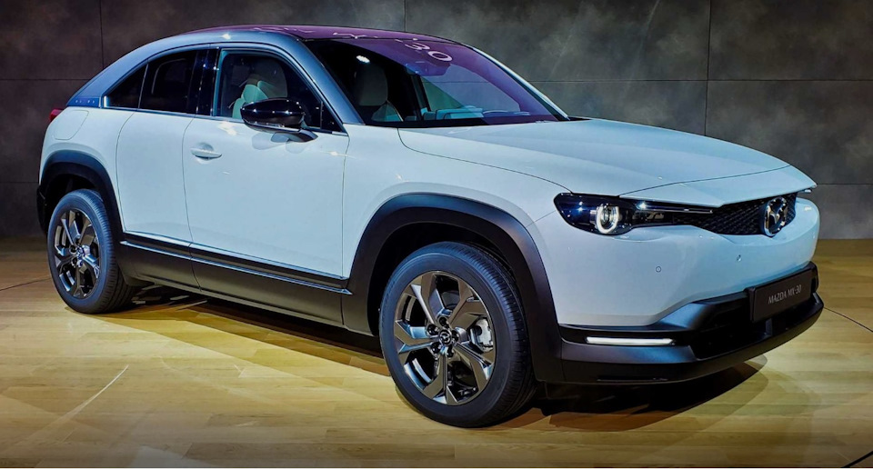 Перший електричний кросовер від МАЗДА - Mazda MX-30 1