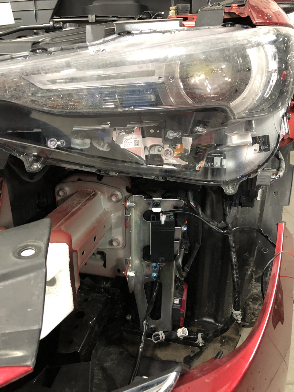 Установка LED DRL на Mazda CX-5 2018 4