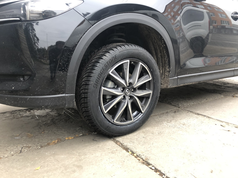 Bridgestone Blizzak LM005 2
