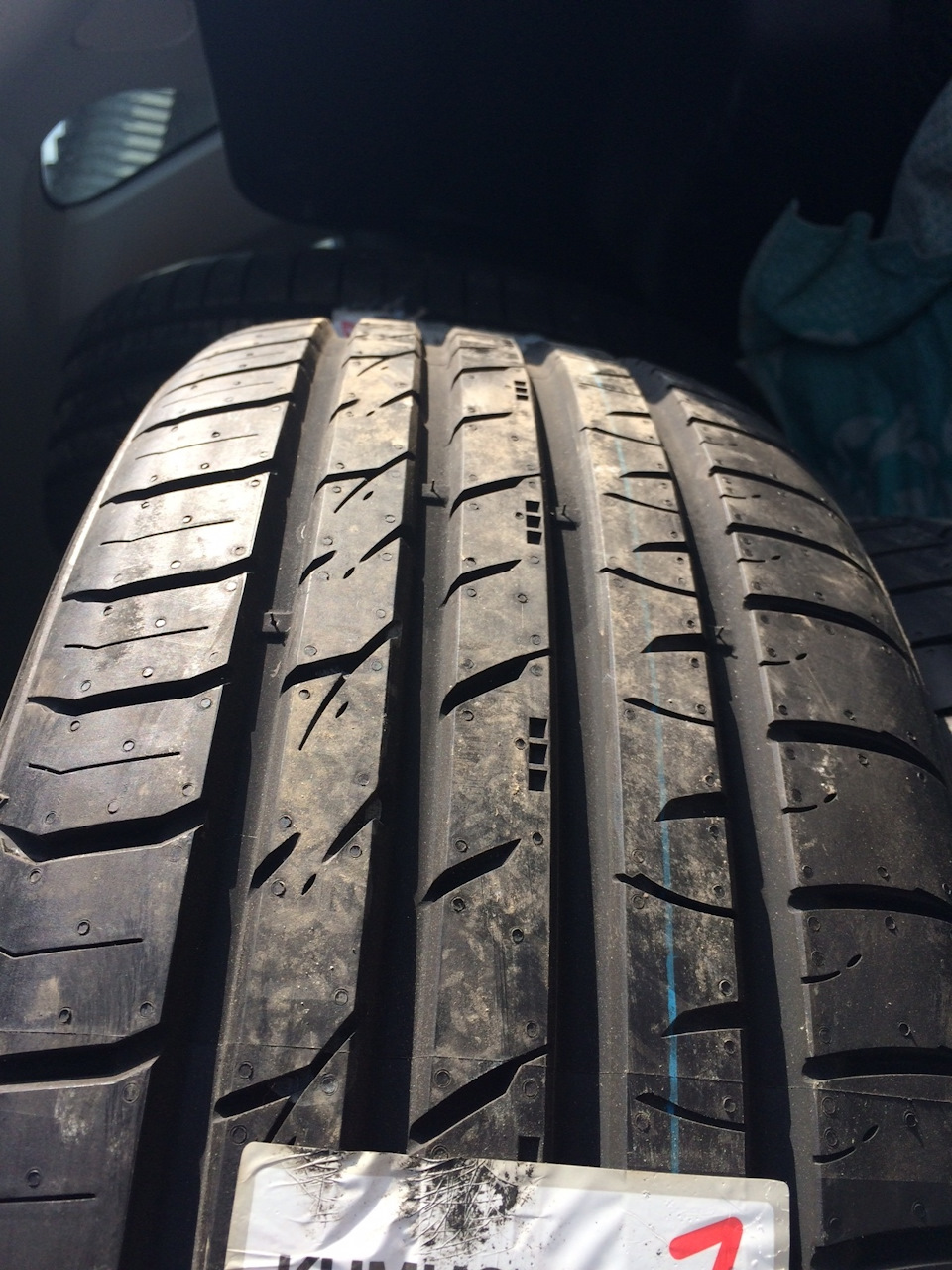 літня гума Kumho Crugen hp91, диски гальмівні та колодки 1