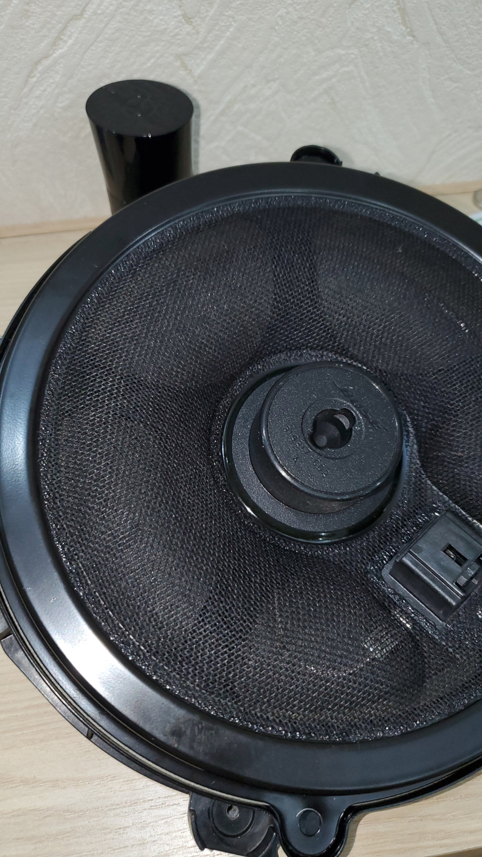 Колонка BOSE та мокра справа. 4