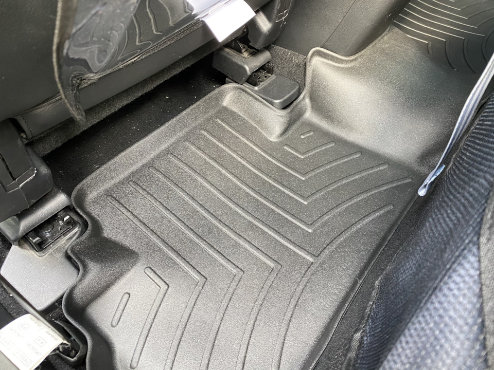 Килимки WeatherTech 4